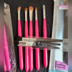 Lot Beauty Brushes 21 pieces Make-up Finishing Cosmetic Sponges